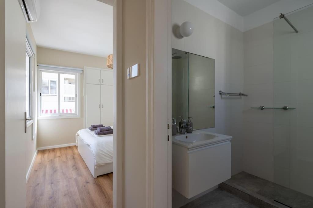 Cozy Nerina Cottage At Harbour Paphos Exterior photo