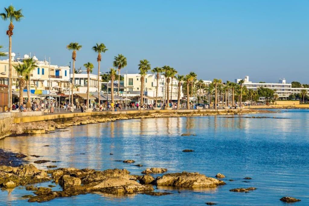 Cozy Nerina Cottage At Harbour Paphos Exterior photo